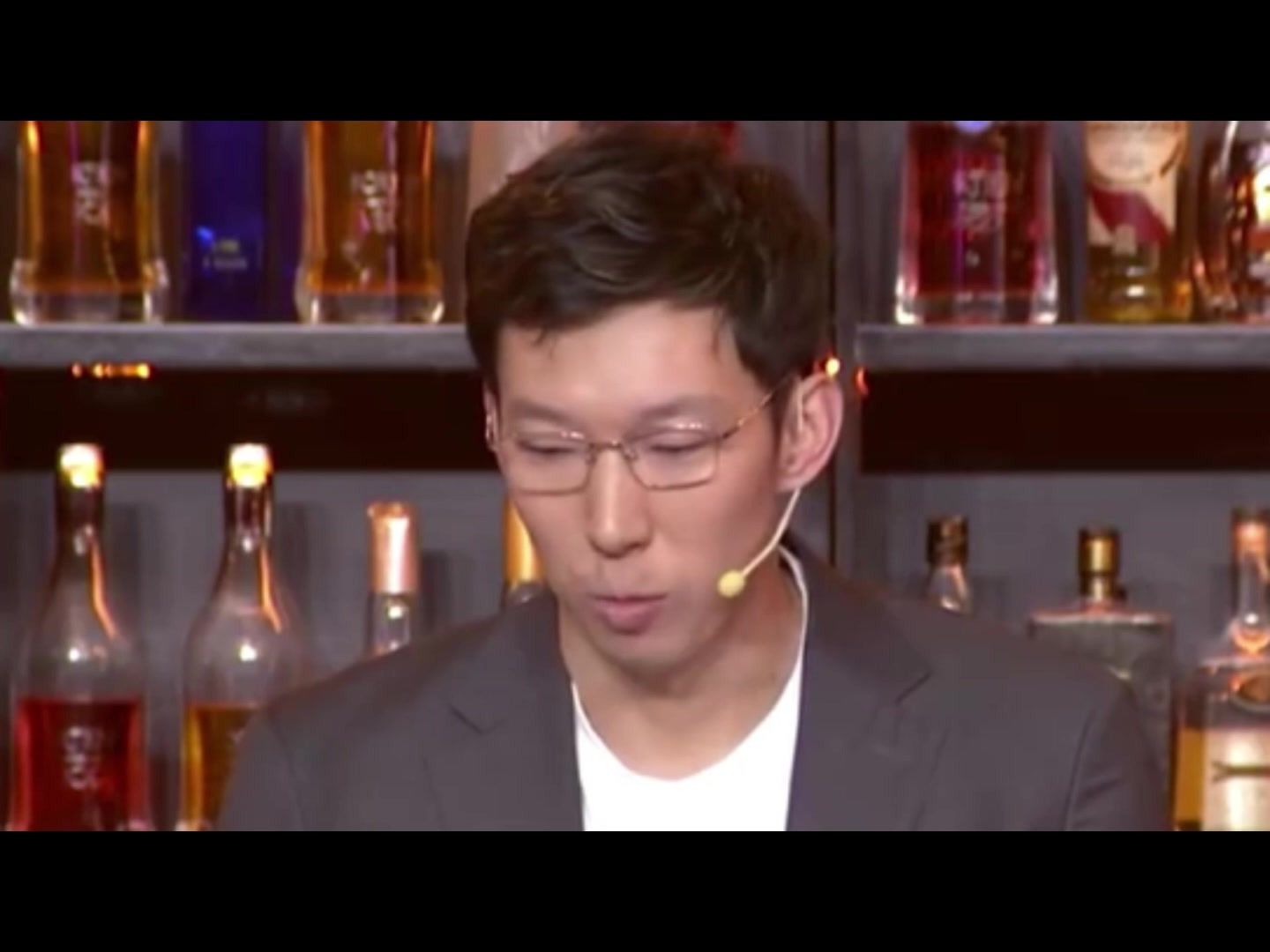 易倍体育登录入口-周琦：球队只能有1个老大 分不清主次的话很难把球队捏成一个整体