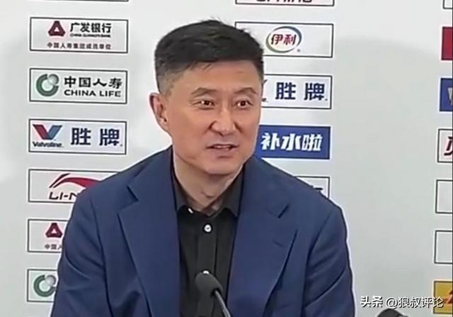 易倍体育官方入口-杜锋：出局无遗憾 我们拿了11个总冠军 很多队伍都没有拿过总冠军